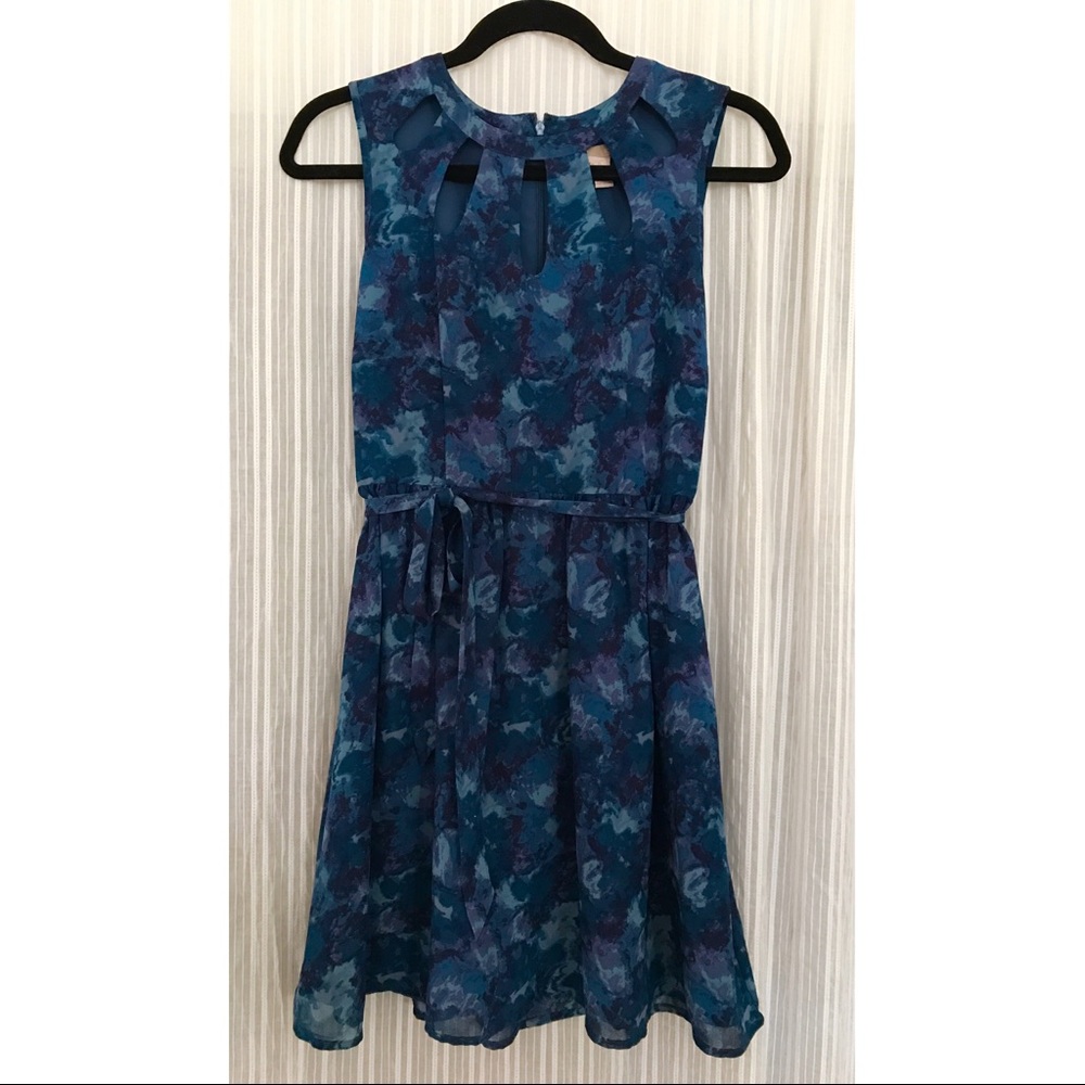 Blue floral Forever 21 dress